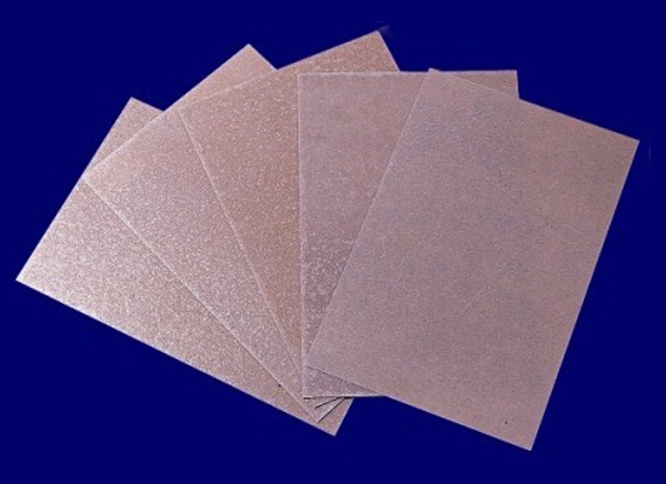 Synthetic mica board